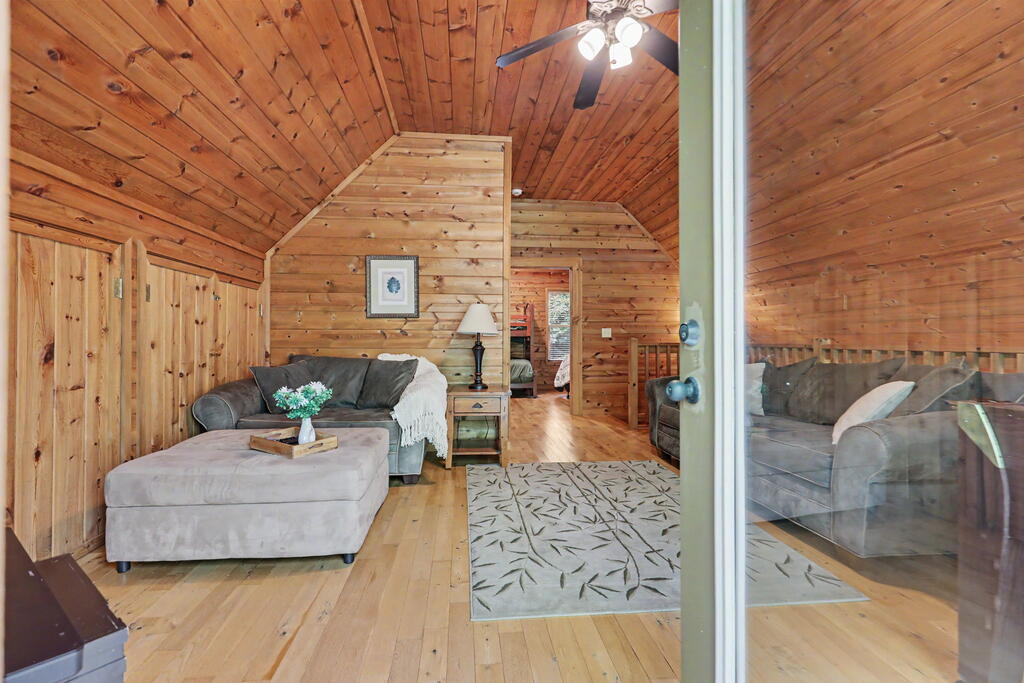 482 High Street Property Photo 25
