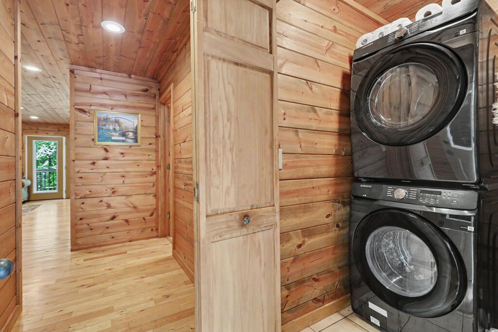 482 High Street Property Photo 33