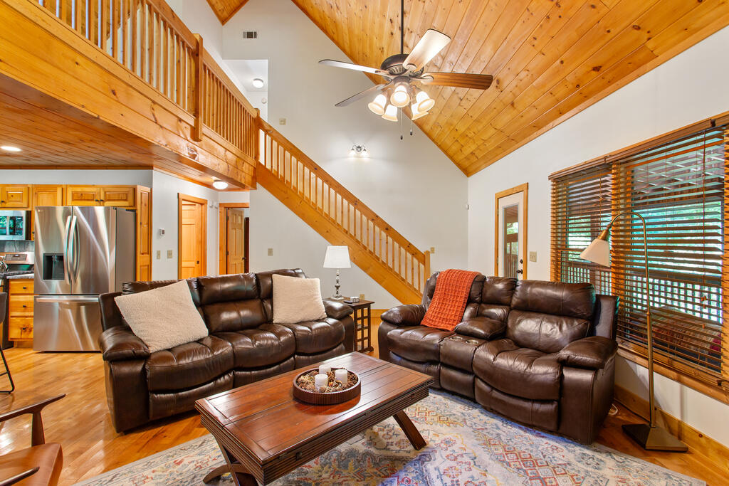 56 Robin Lake Drive Property Photo 24