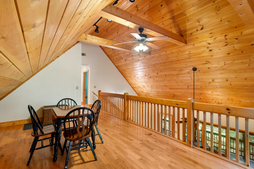 56 Robin Lake Drive Property Photo 26