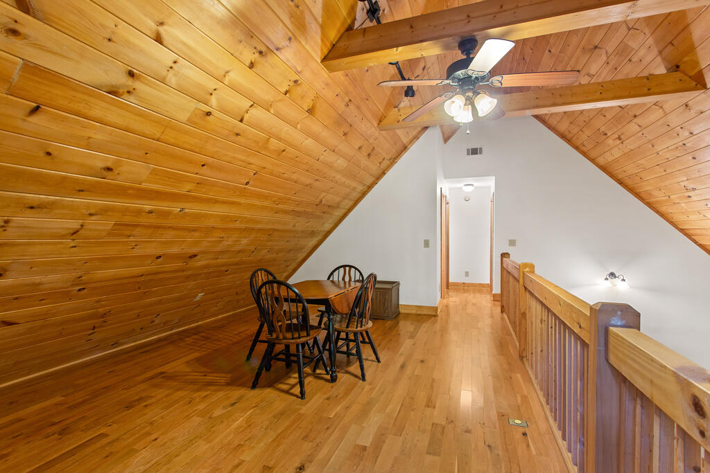 56 Robin Lake Drive Property Photo 27
