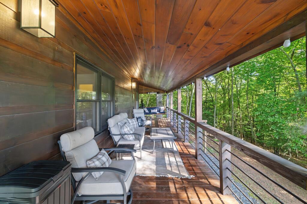 120 Brookhaven Trail Property Photo 22