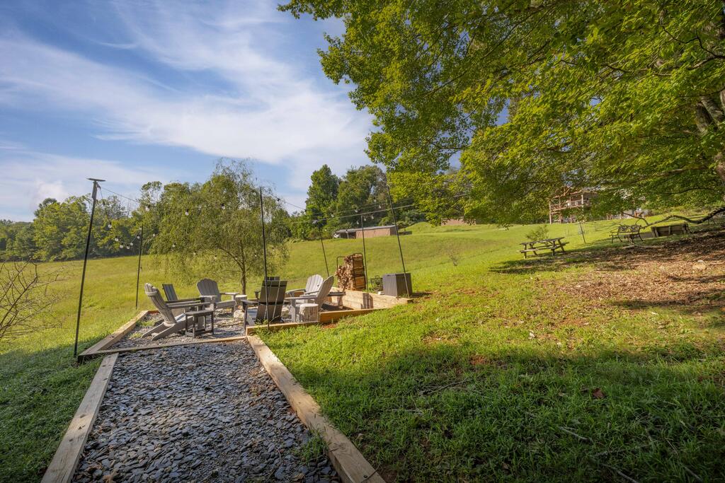 120 Brookhaven Trail Property Photo 54