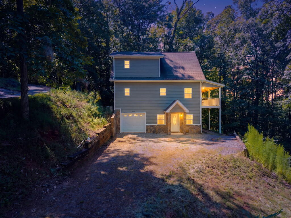 228 Longview Drive Property Photo 1
