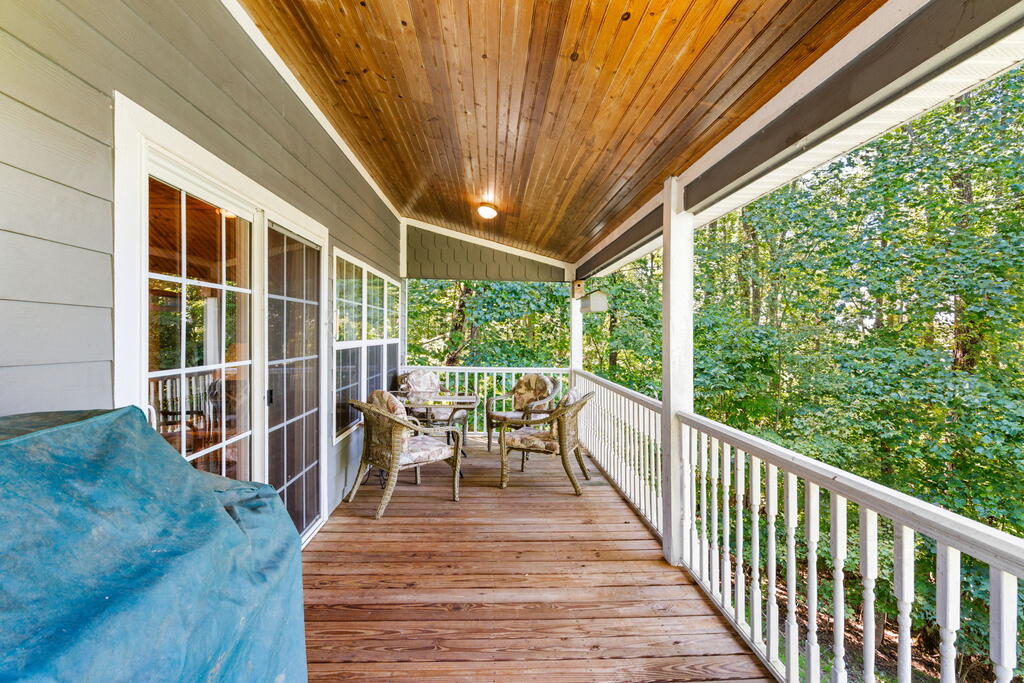 228 Longview Drive Property Photo 20