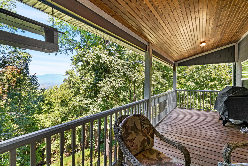 228 Longview Drive Property Photo 21
