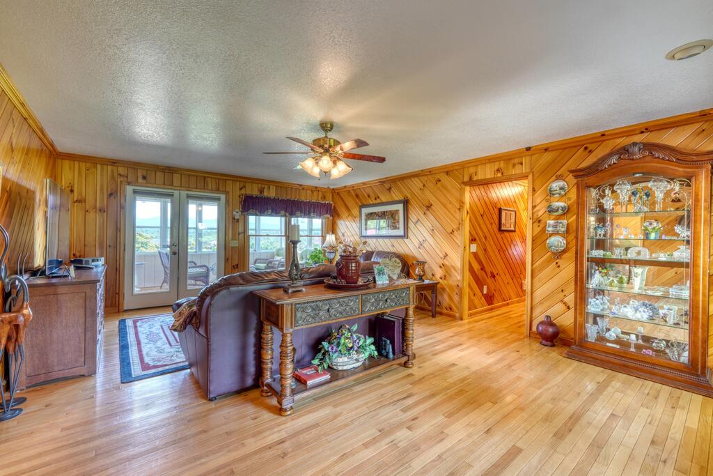 1274 Owltown Road Property Photo 11