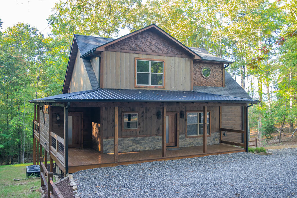 375 Ridge Brook Drive Property Photo 1