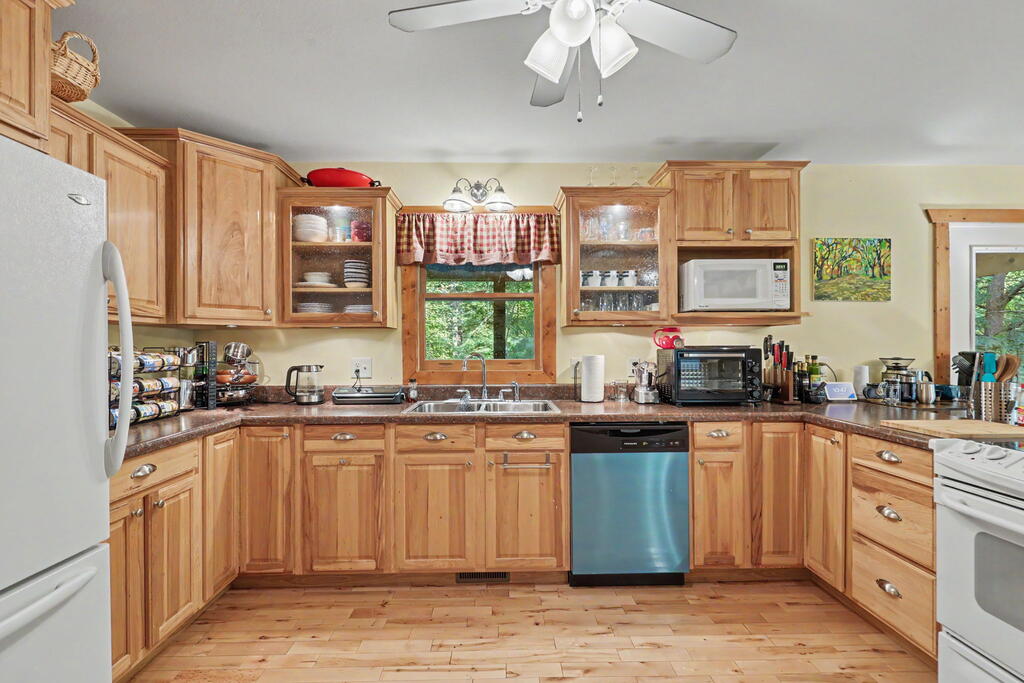 2824 Pat Colwell Road Property Photo 15