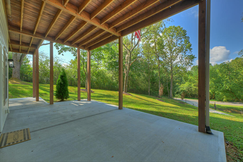 236 Ivy Drive Property Photo 37