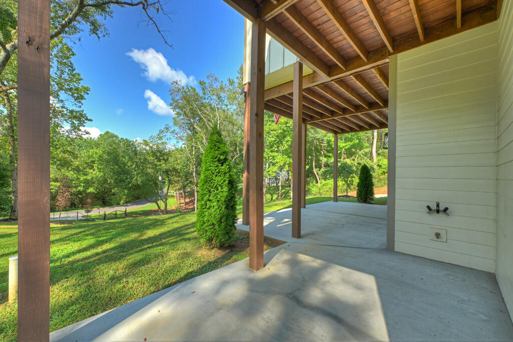 236 Ivy Drive Property Photo 39