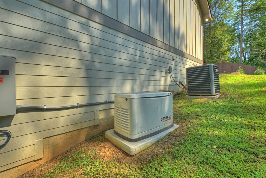 236 Ivy Drive Property Photo 40