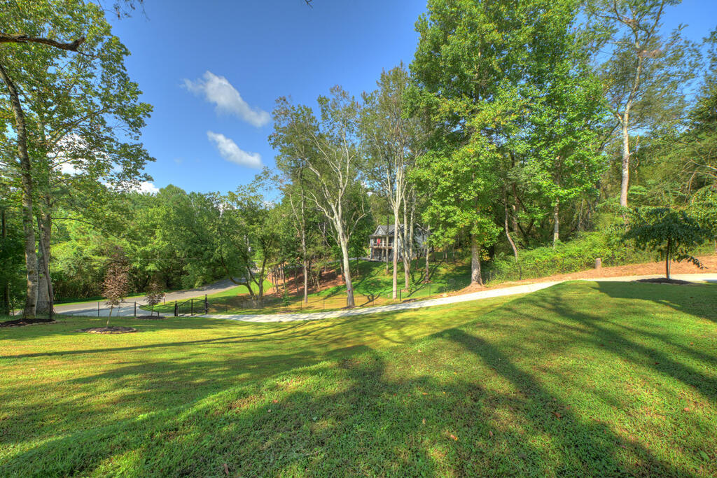 236 Ivy Drive Property Photo 41