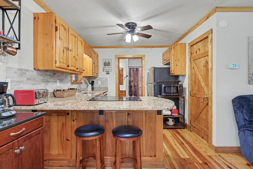 1133 Garrett Circle Property Photo 8