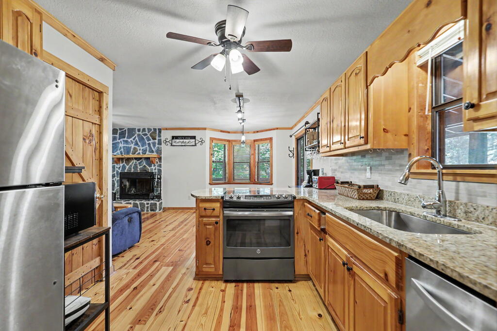 1133 Garrett Circle Property Photo 12