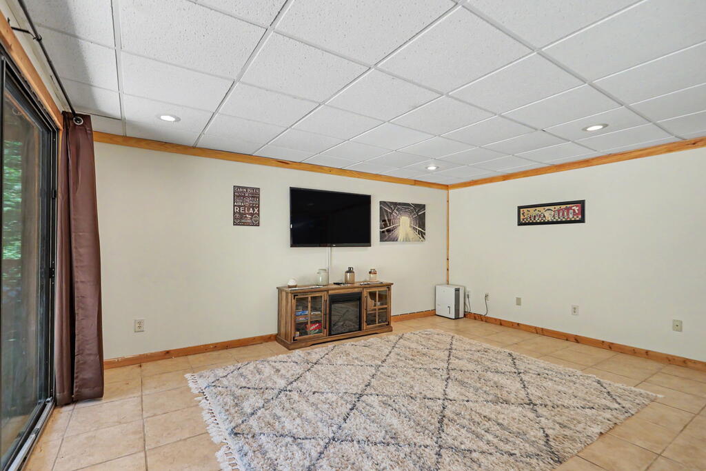 1133 Garrett Circle Property Photo 32
