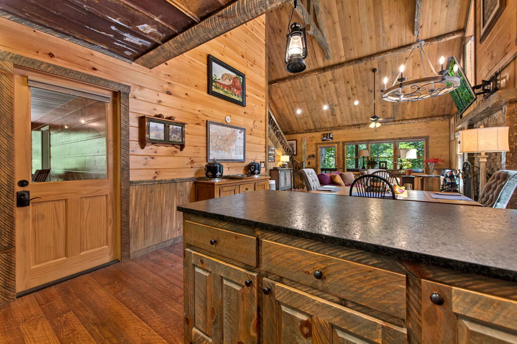 60 Oasis Drive Property Photo 26
