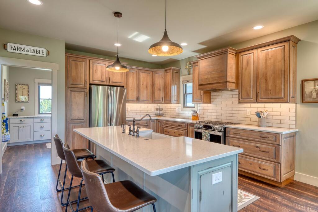 921 Ridge Pointe Way Property Photo 12