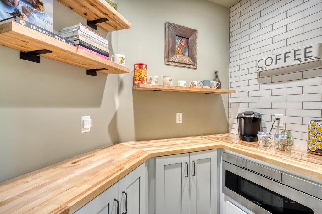 921 Ridge Pointe Way Property Photo 14