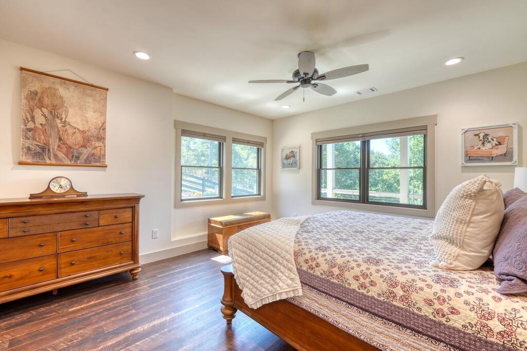 921 Ridge Pointe Way Property Photo 36
