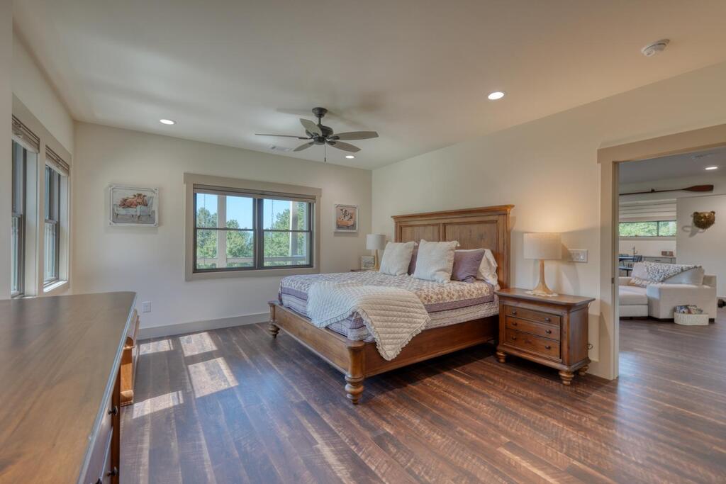 921 Ridge Pointe Way Property Photo 37