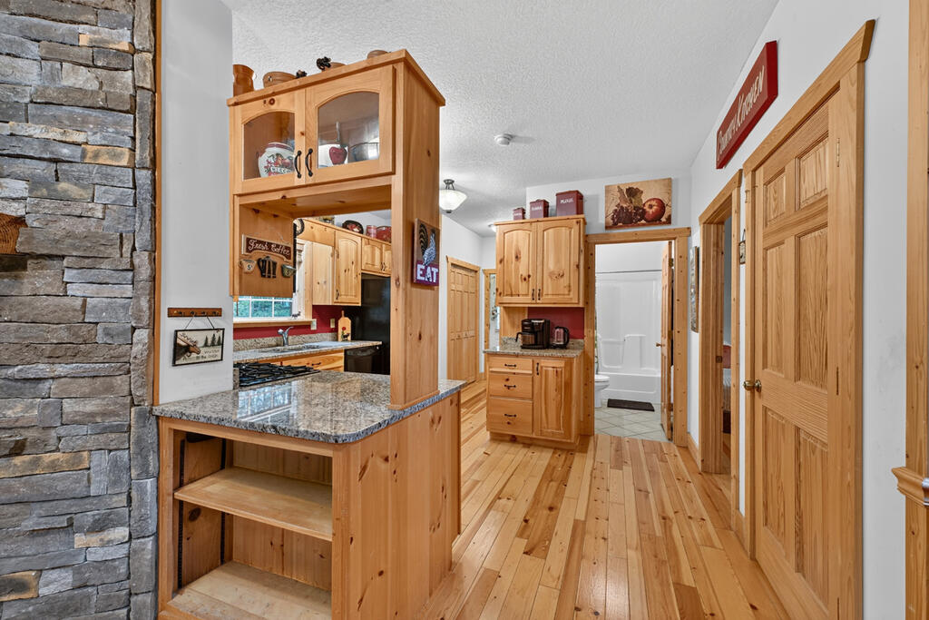 14 Orlon Drive Property Photo 11