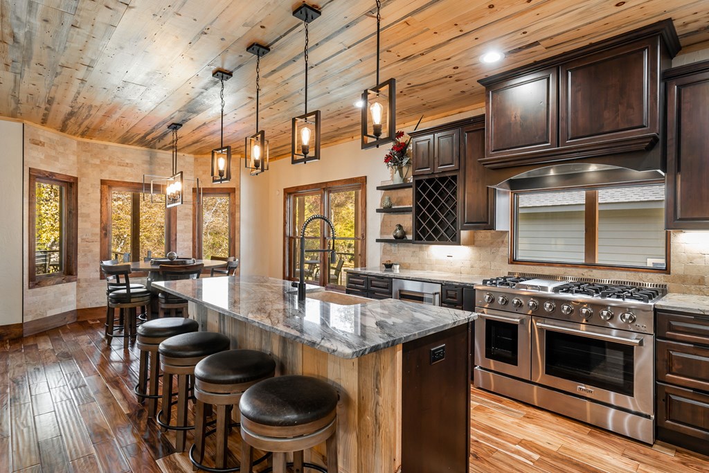 1248 Sunset Road Property Photo 5