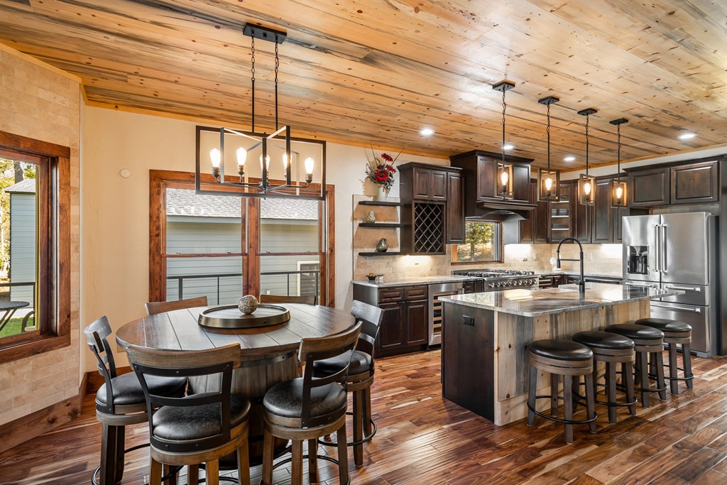 1248 Sunset Road Property Photo 6