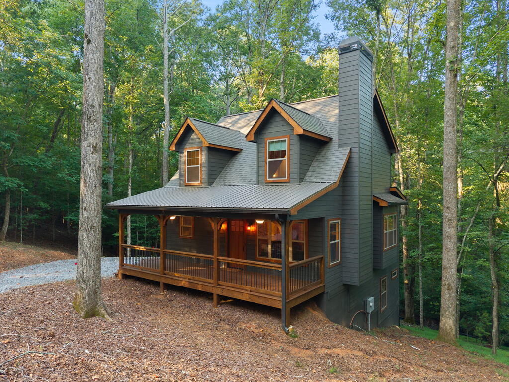 152 Cherry Court Property Photo 2