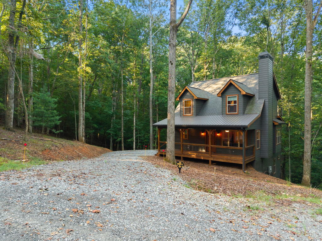 152 Cherry Court Property Photo 4