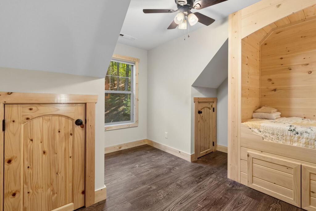 152 Cherry Court Property Photo 39