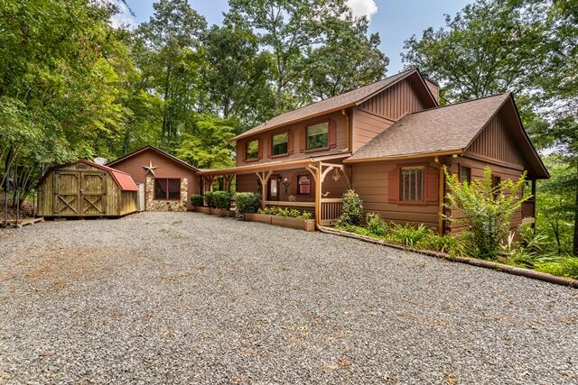 717 Evergreen Lane Property Photo 1