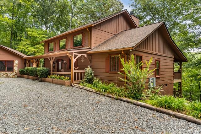 717 Evergreen Lane Property Photo 3