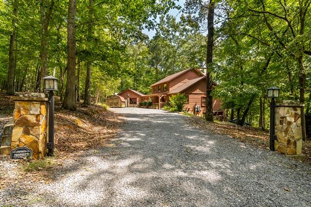 717 Evergreen Lane Property Photo 6