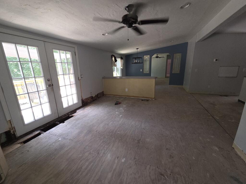 1522 Red Marble Road Property Photo 7
