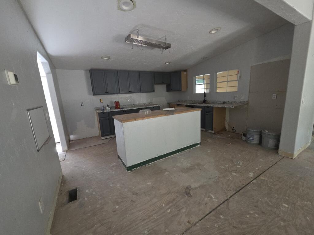 1522 Red Marble Road Property Photo 14