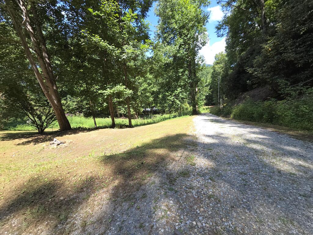 1522 Red Marble Road Property Photo 27