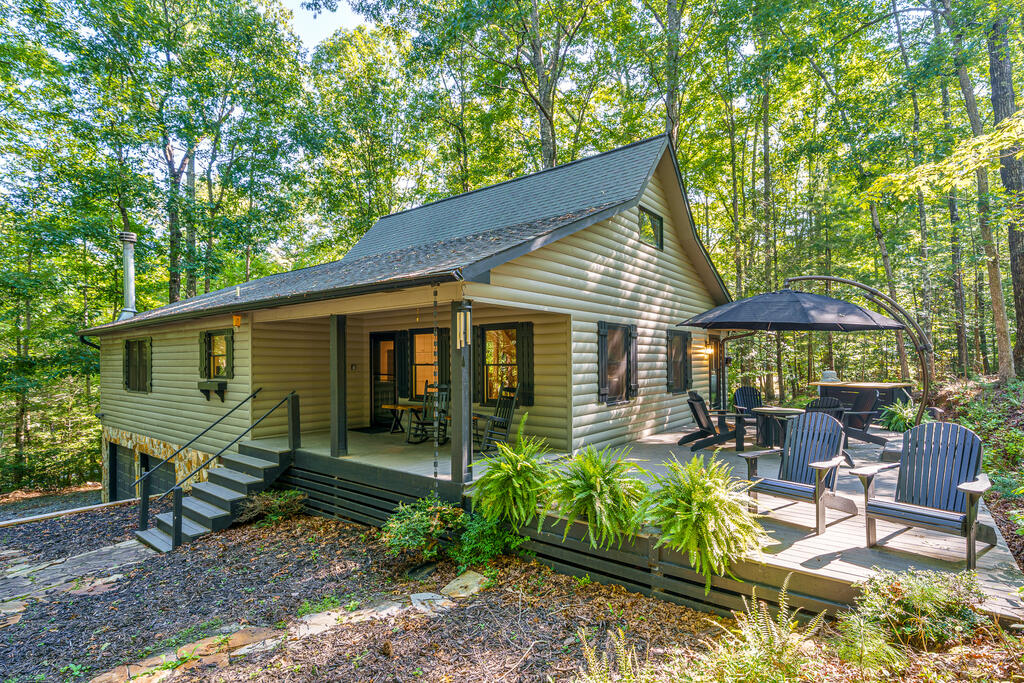 31 Highland Hammock Drive Property Photo 2