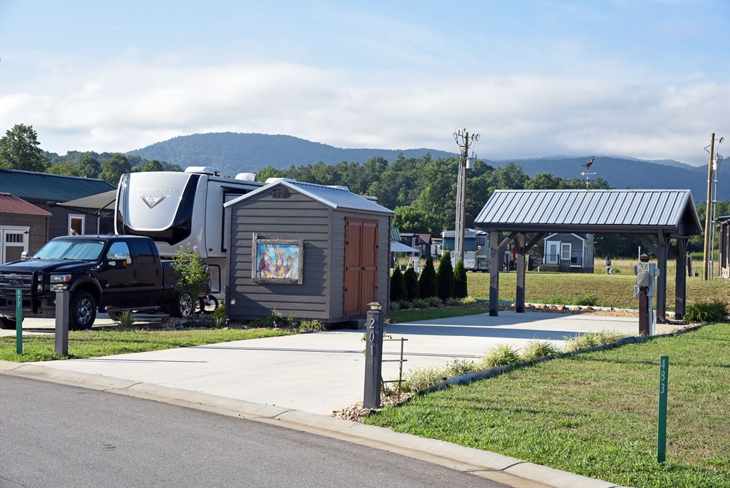 477 Mountain Creek Road Property Photo 8
