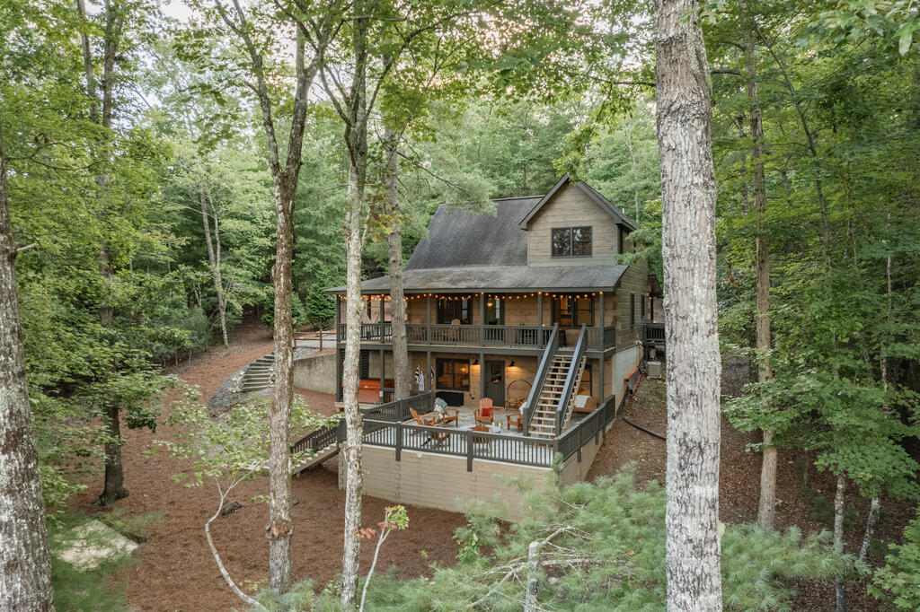 140 Black Oaks Road Property Photo 1