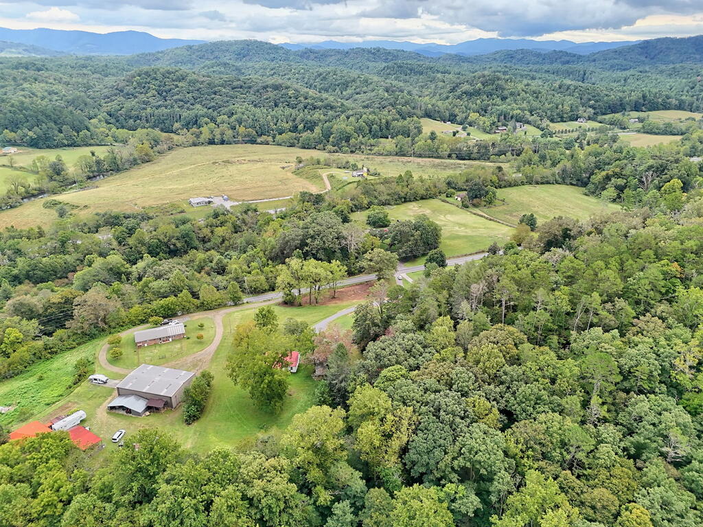 565 Tomotla Road Property Photo 32