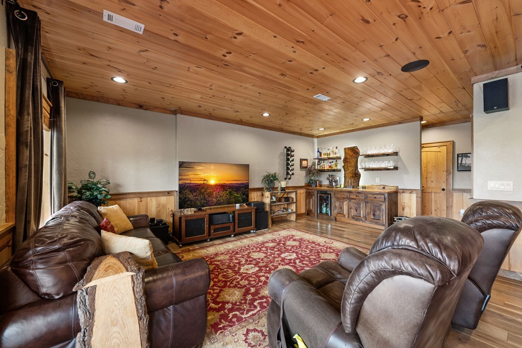 267 Oasis Drive Property Photo 40