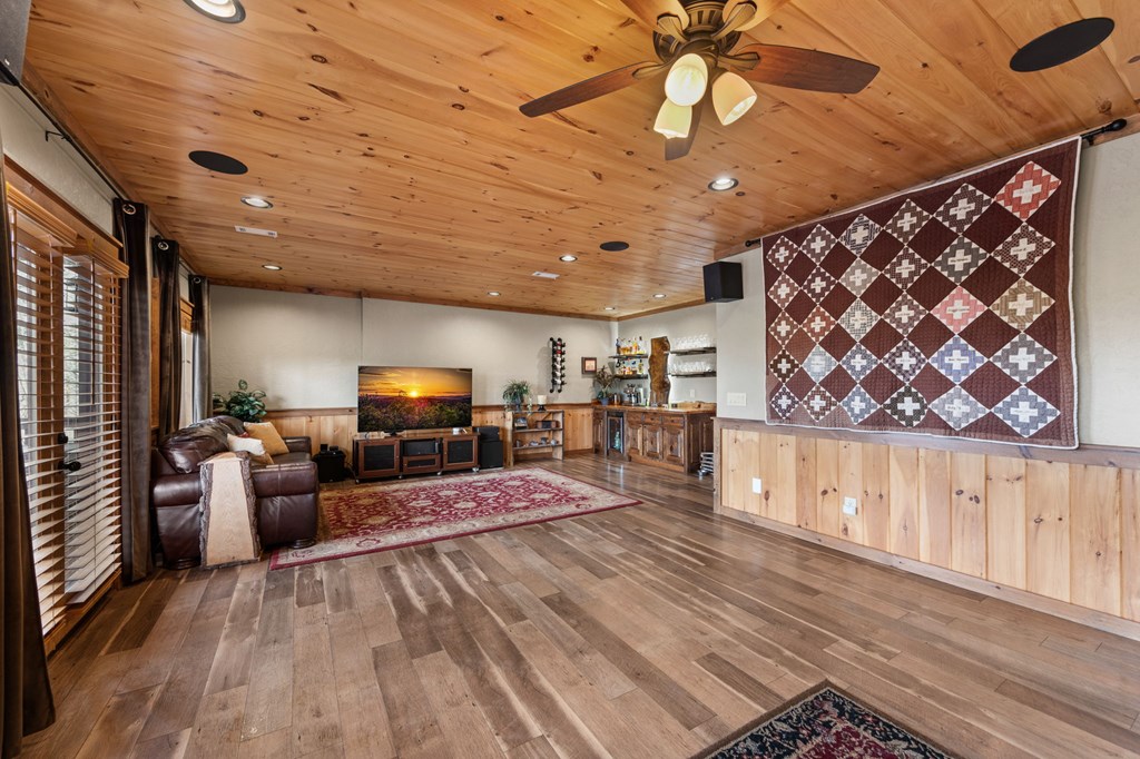 267 Oasis Drive Property Photo 45