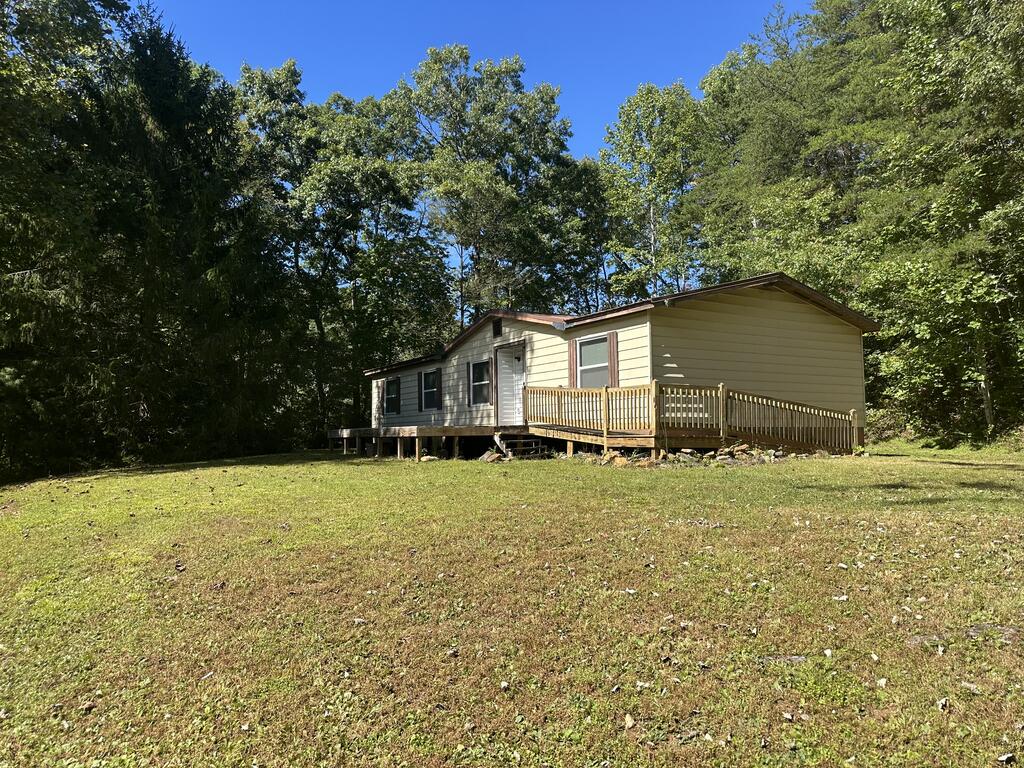 344 Avery Scroggs Road Property Photo 1