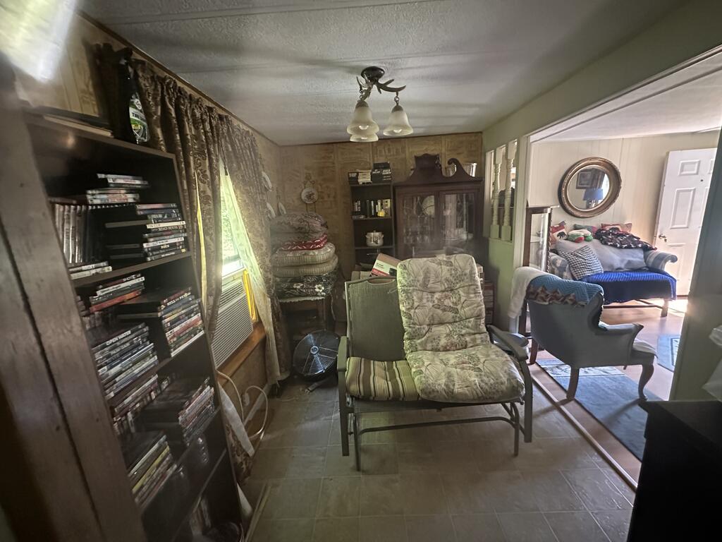 344 Avery Scroggs Road Property Photo 6