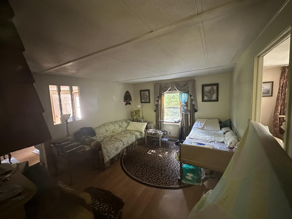 344 Avery Scroggs Road Property Photo 9