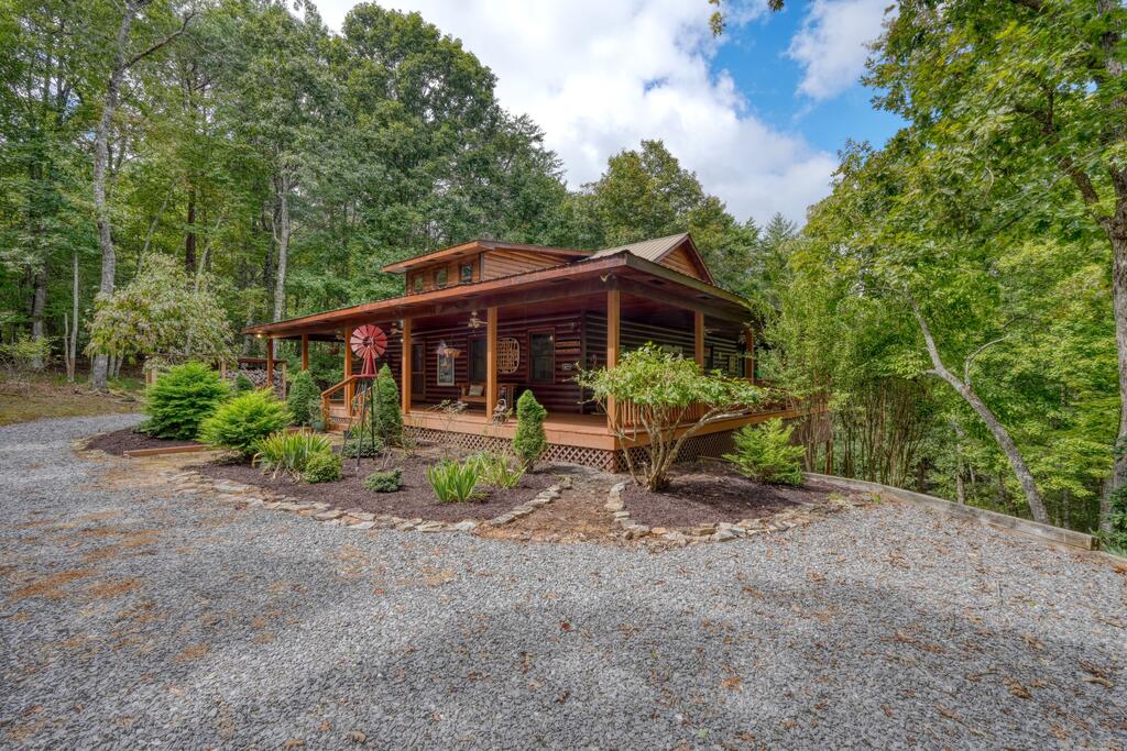 364 Brasstown Hills Road Property Photo 7