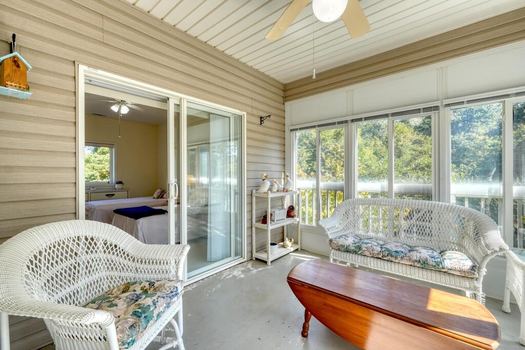 121 River Street Property Photo 15