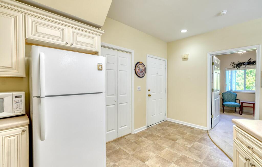 121 River Street Property Photo 20
