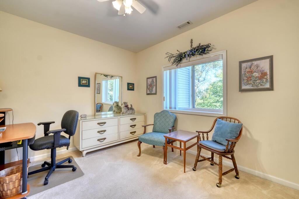 121 River Street Property Photo 24
